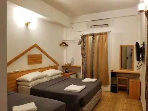 Nomadic Inn - 18