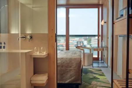 Jakarta Amsterdam - 4