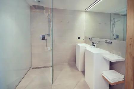 Jakarta Amsterdam - 8