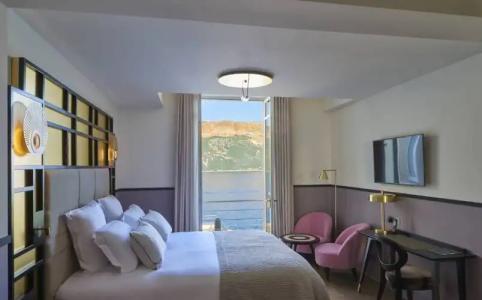 Hôtel les Roches Blanches - 56