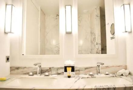 Hôtel les Roches Blanches - 57