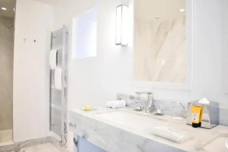 Hôtel les Roches Blanches - 59