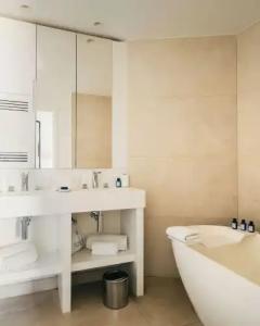 Hôtel les Roches Blanches - 99