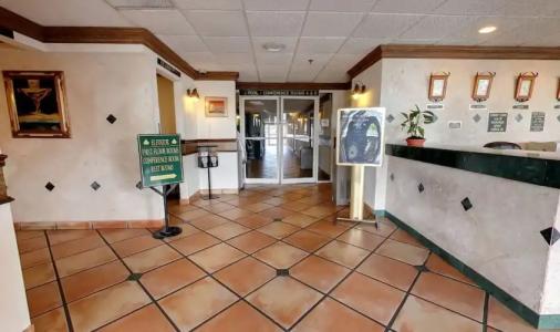 Miami Gardens Inn & Suites - 19