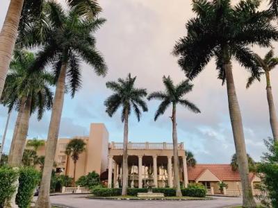 Miami Gardens Inn & Suites - 14