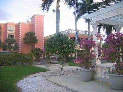 Miami Gardens Inn & Suites - 10