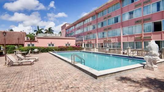 Miami Gardens Inn & Suites - 15