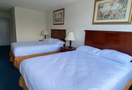 Miami Gardens Inn & Suites - 13