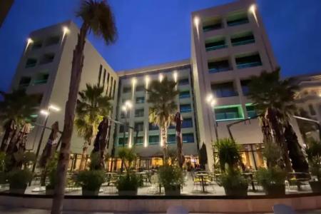 Royal G and Spa - 10