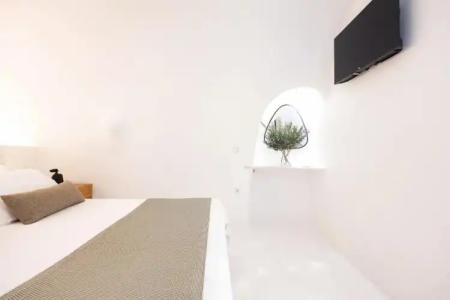 Aeifos Boutique - 117