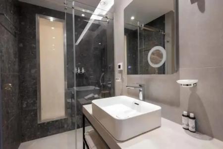 Aeifos Boutique - 69