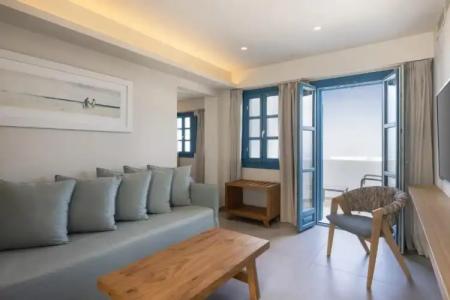 Aeifos Boutique - 84