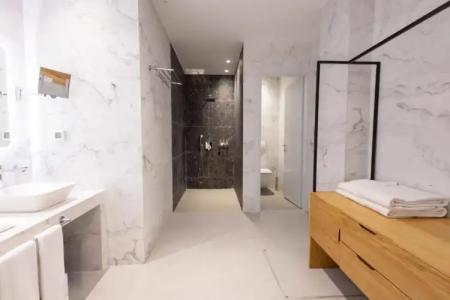 Aeifos Boutique - 59