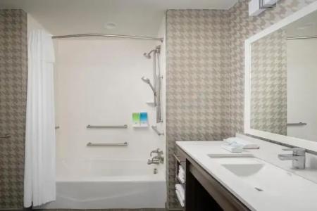 Home2 Suites by Hilton Miami Doral West Airport - 45