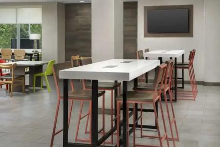 Home2 Suites by Hilton Miami Doral West Airport - 7