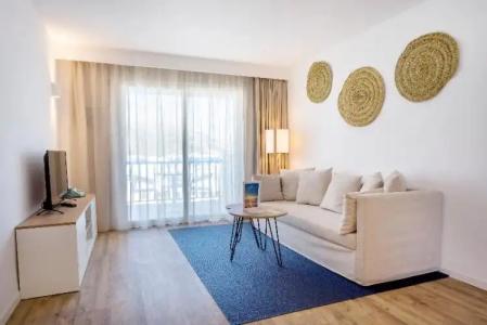 Parque Nereida Suites - 65