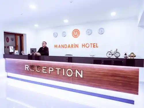 Mandarin & Restaurant - 5