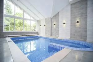 Anstar House Vatutinki Castle, Cherepovo