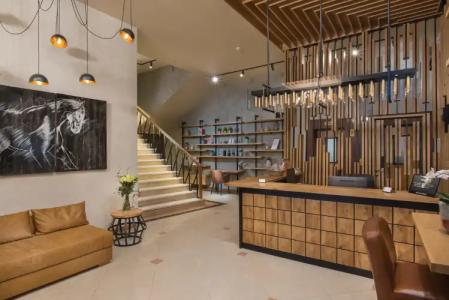 THE STAY Boutique Central Square - Available Parking - Free Compliments - Free Wi-Fi - TOP LOCATION - 5