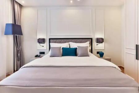 Boutique Momentum by Aycon - 190