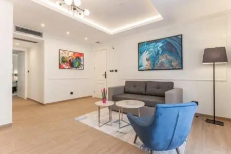 Boutique Momentum by Aycon - 207