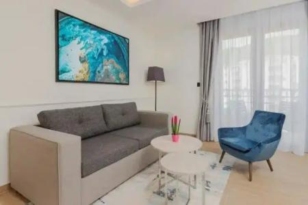 Boutique Momentum by Aycon - 206