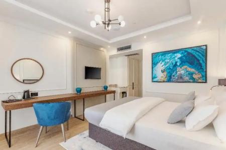 Boutique Momentum by Aycon - 159