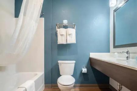 WoodSpring Suites Doral Miami Airport - 28