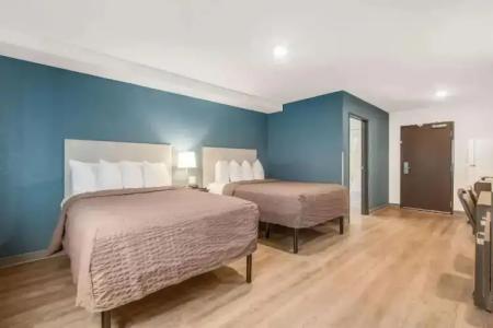 WoodSpring Suites Doral Miami Airport - 19