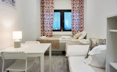 Inn Tourist Hostel - 51