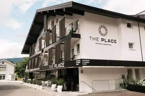 The Place Boutique & Design - 8