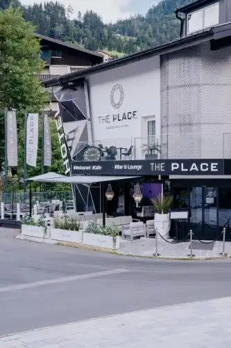 The Place Boutique & Design - 4
