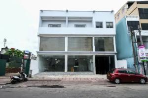 Capital O 358 Viveka Hotel, Colombo