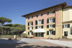 Augustus Lido, Forte dei Marmi