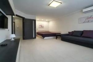 Apartments BeHappy Horuzei 16, Minsk