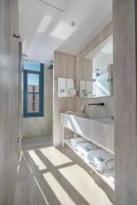 Hellenic Vibes Smart - 99