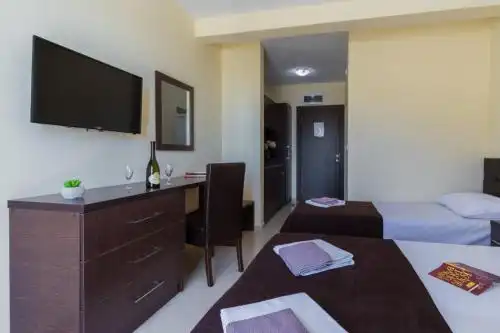 ADRIA HARMONY - 6