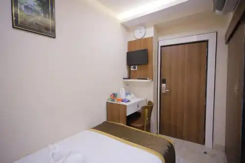 The Avenue Ballygunge - 29