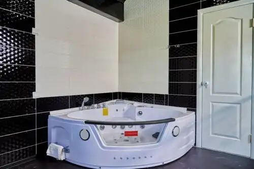 Lux Aquapark - 80