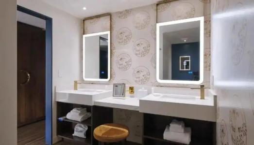 Circa Resort & Casino - Adults Only - 96