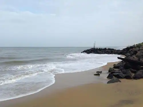 OYO 333 Ceylonica Beach - 28