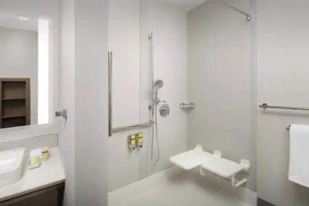 Element Seattle Sea-Tac Airport - 8