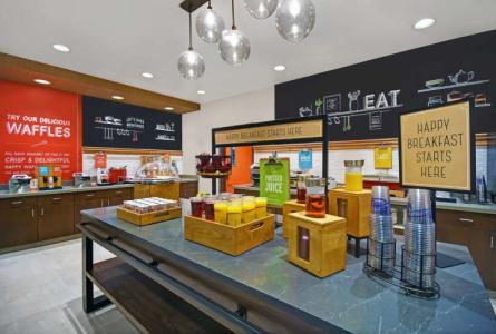 Hampton Inn by Hilton Las Vegas Strip South - 12