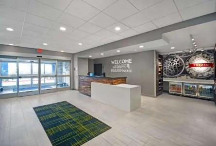 Hampton Inn by Hilton Las Vegas Strip South - 13