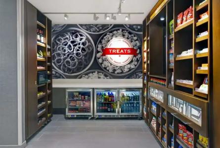 Hampton Inn by Hilton Las Vegas Strip South - 9