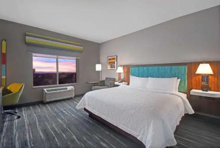 Hampton Inn by Hilton Las Vegas Strip South - 41