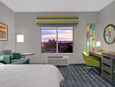 Hampton Inn by Hilton Las Vegas Strip South - 37