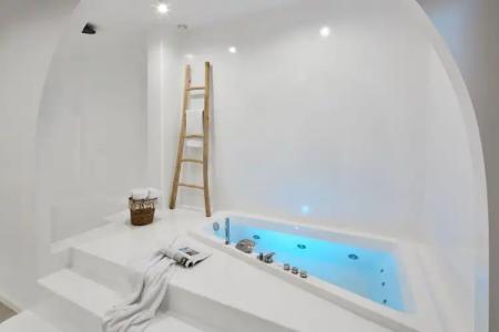 Arco Solium Suites - 101