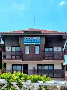 Panorama Blue - 11