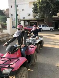 Pyramids Hills View - 13